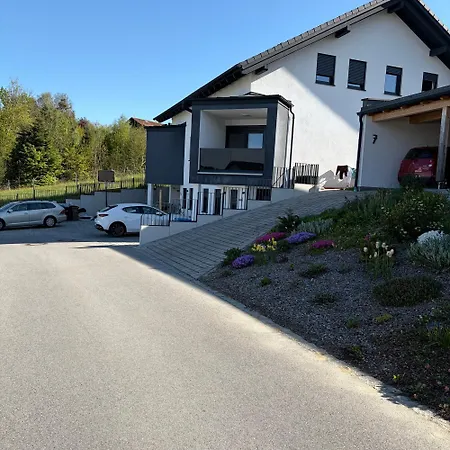 Konukevi Mia *